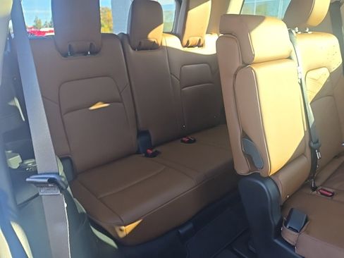 New 2025 Nissan Pathfinder Platinum image 41