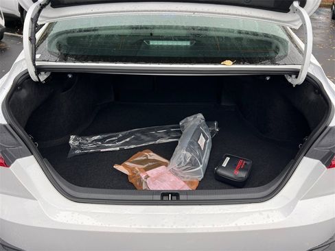 Used 2026 Toyota Camry SE image 18