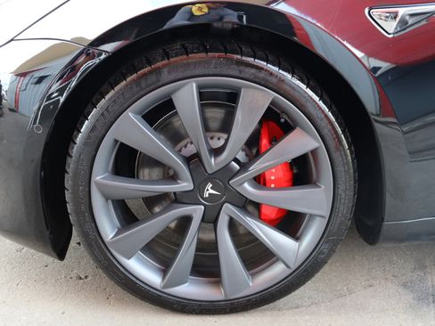 Used 2020 Tesla Model 3 Performance image 20