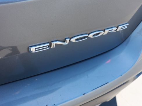Used 2020 Buick Encore Preferred FWD image 6