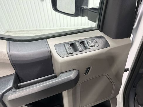 Used 2022 Ford F250 XL w/ STX Appearance Package AWD/4WD image 24