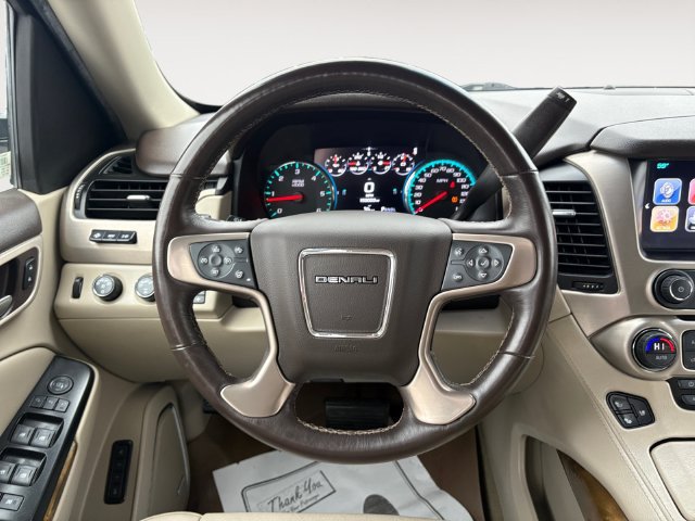 Used 2017 GMC Yukon Denali AWD/4WD image 12