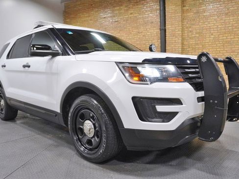 Used 2017 Ford Explorer 4WD Police Interceptor image 6