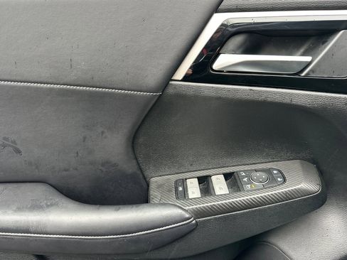 Used 2024 Mitsubishi Outlander SE image 11