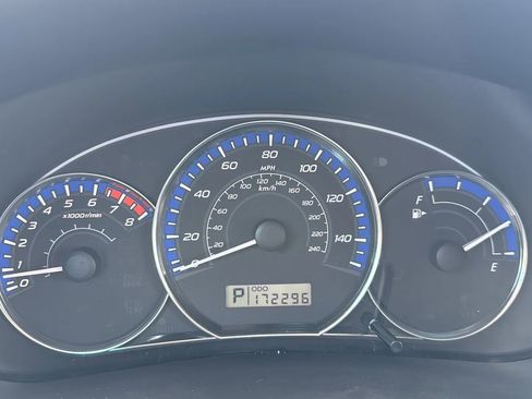 Used 2011 Subaru Forester 2.5X w/ Popular Equipment Group 1B image 3