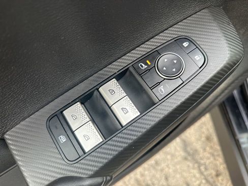 Used 2022 Mitsubishi Outlander ES image 12