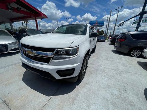 Used 2020 Chevrolet Colorado W/T w/ WT Convenience Package AWD/4WD image 3