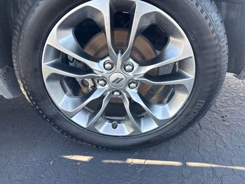 Used 2020 Dodge Durango GT AWD/4WD image 24
