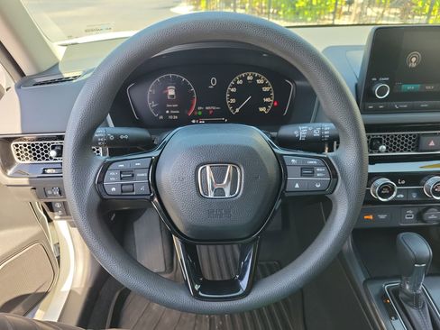 Used 2024 Honda Civic LX image 29