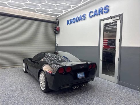 Used 2013 Chevrolet Corvette Coupe w/ 3LT Preferred Equipment Group RWD image 3