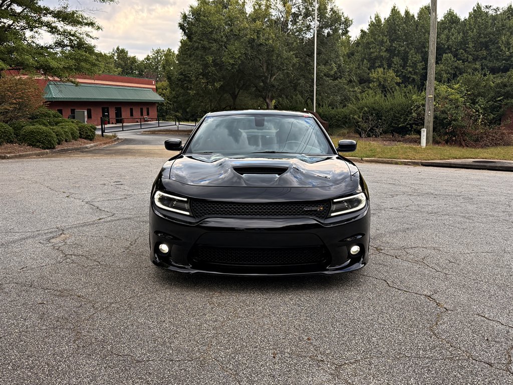 Used 2017 Dodge Charger R/T Scat Pack RWD image 2