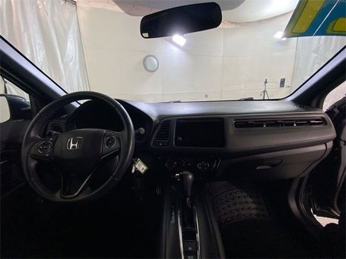 Used 2021 Honda HR-V Sport image 33