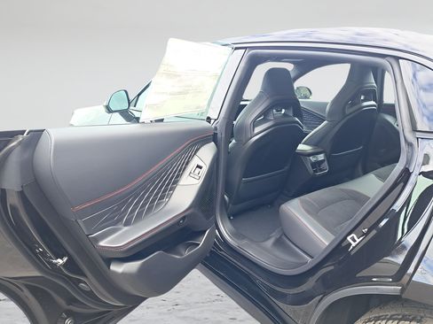 New 2026 Dodge Charger R/T AWD/4WD image 11