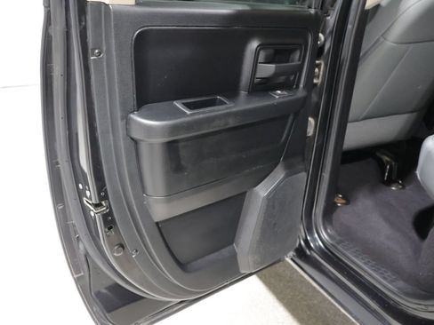 Used 2016 RAM 1500 Express w/ Black Ram 1500 Express Group AWD/4WD image 18