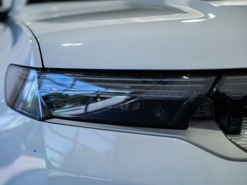 New 2026 Jeep Grand Wagoneer 4WD image 13