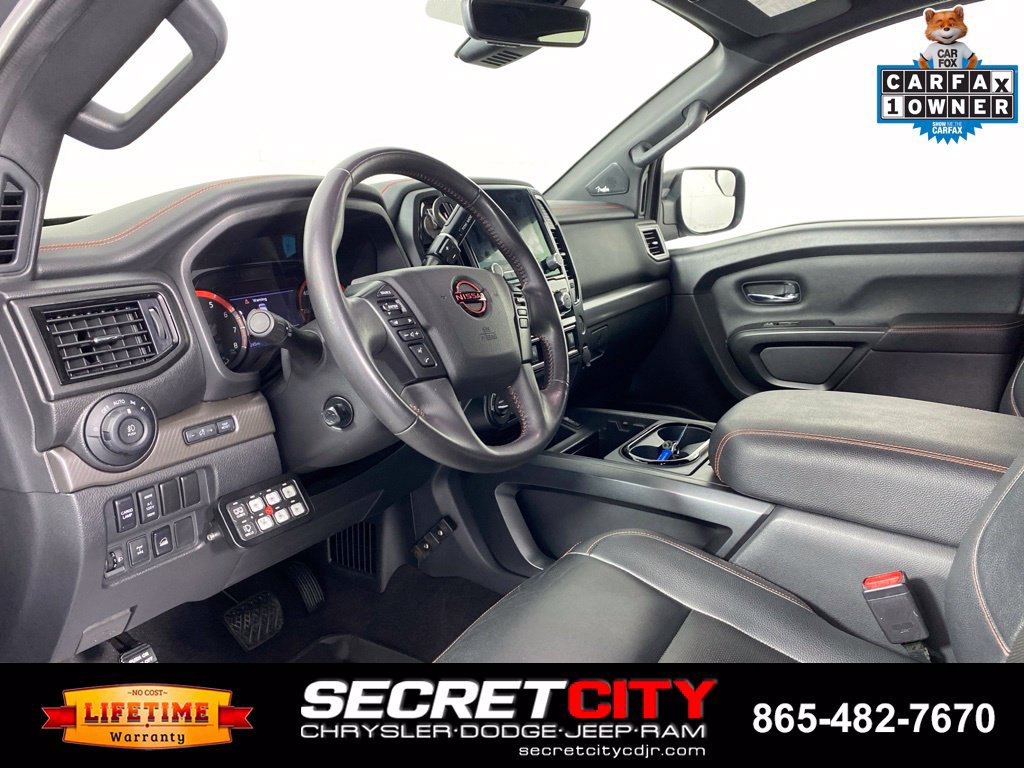 Used 2023 Nissan Titan PRO-4X w/ Pro-4x Convenience Package AWD/4WD image 11