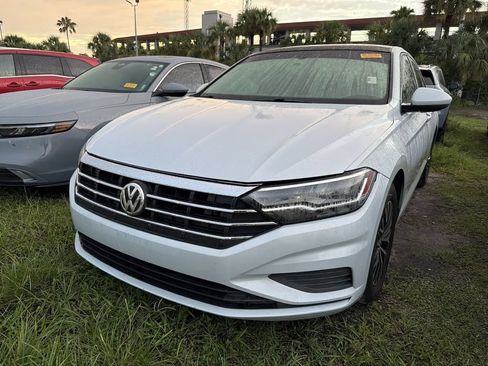Used 2019 Volkswagen Jetta SE FWD image 8