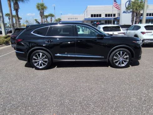 Certified 2026 Acura MDX w/Technology Package image 9