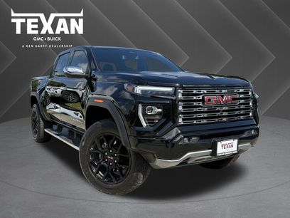 Used 2023 GMC Canyon Denali w/ Denali Black Edition