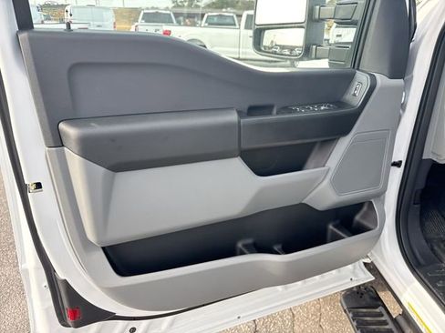 New 2026 Ford F450 XL w/ XL Chrome Package image 15