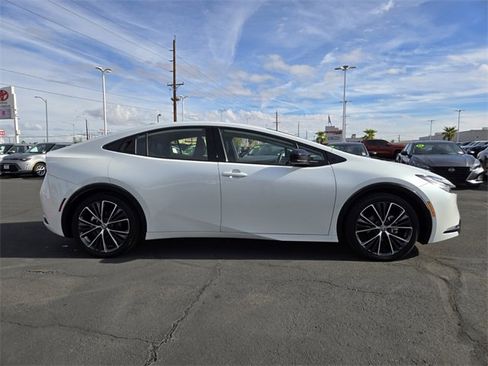 Certified 2025 Toyota Prius Limited image 3