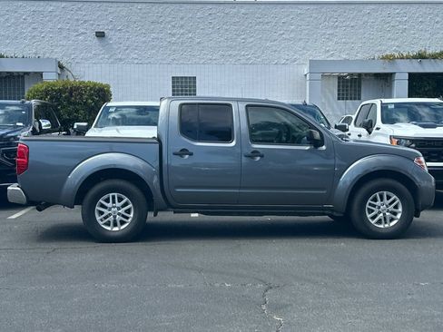 Used 2018 Nissan Frontier SV RWD image 4