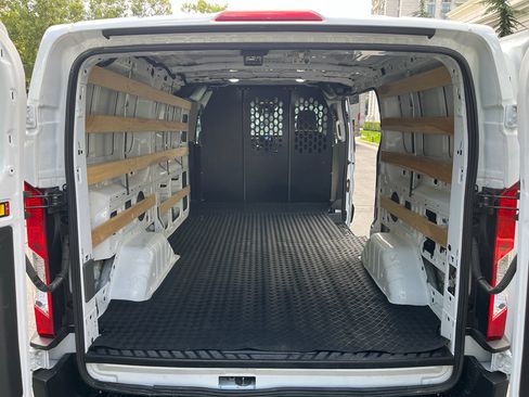 Used 2025 Ford Transit 250 Low Roof w/ Exterior Upgrade Package RWD image 30