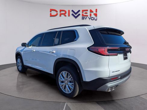 New 2026 GMC Acadia Elevation image 3
