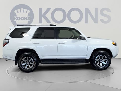 Used 2019 Toyota 4Runner TRD Off-Road Premium AWD/4WD image 8