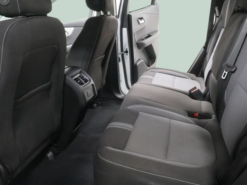 Used 2025 Chevrolet Blazer LT AWD/4WD image 25