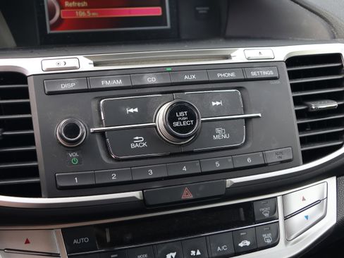 Used 2015 Honda Accord Sport image 26