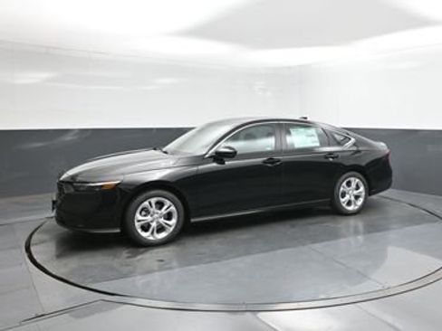 New 2026 Honda Accord LX image 33
