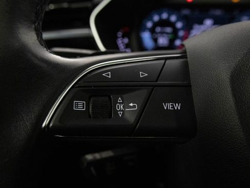 Used 2024 Audi Q3 2.0T Premium image 27