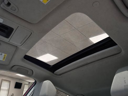Used 2024 Honda Accord EX image 7