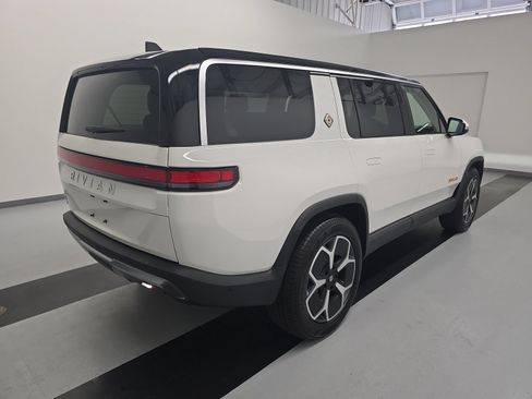 Used 2024 Rivian R1S Adventure AWD/4WD image 5