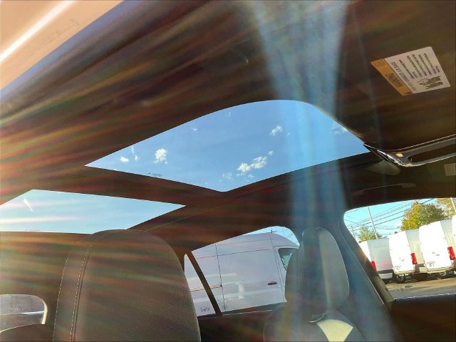 Certified 2023 Mercedes-Benz GLC 300 4MATIC image 29