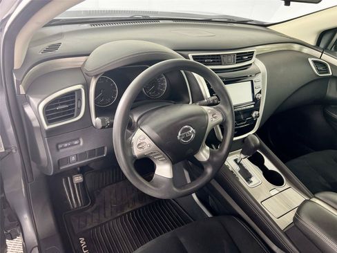 Used 2017 Nissan Murano S AWD/4WD image 10