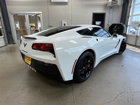 Used 2017 Chevrolet Corvette Stingray Coupe w/ Carbon Flash Badge Package RWD image 5