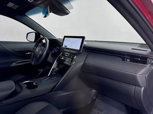 Used 2024 Toyota Venza Nightshade image 30