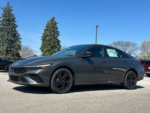 New 2026 Hyundai Elantra Sport image 3