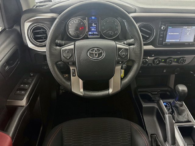 Used 2017 Toyota Tacoma SR5 w/ Tow Package AWD/4WD image 19
