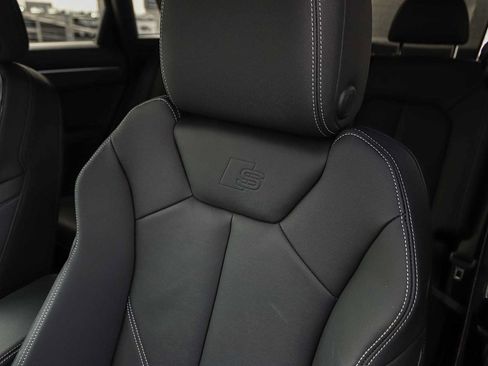 Used 2025 Audi Q3 2.0T Premium w/ Convenience Package AWD/4WD image 36