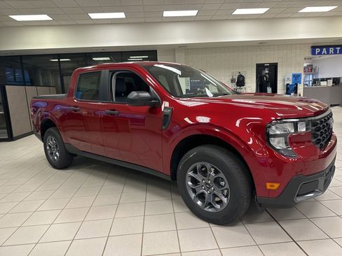 New 2025 Ford Maverick XLT w/ Equipment Group 302A image 5