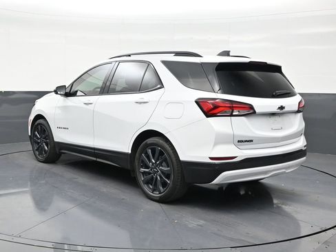 Used 2024 Chevrolet Equinox RS w/ RS Leather Package FWD image 3