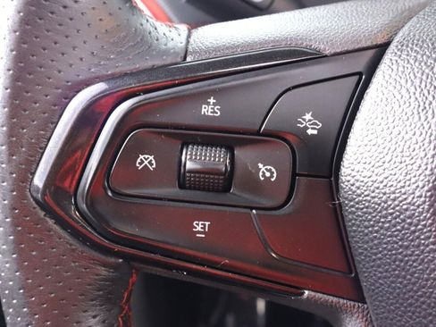 Used 2021 Chevrolet TrailBlazer RS w/ Sun and Liftgate Package AWD/4WD image 12