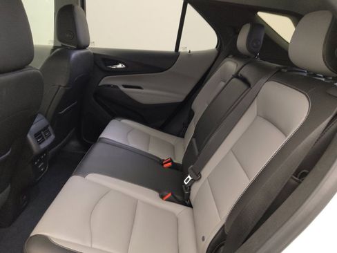 Used 2019 Chevrolet Equinox Premier FWD image 18