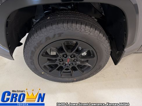 New 2026 Toyota Tundra Platinum AWD/4WD image 11