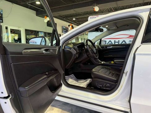 Used 2018 Ford Fusion SE w/ Equipment Group 602A image 29