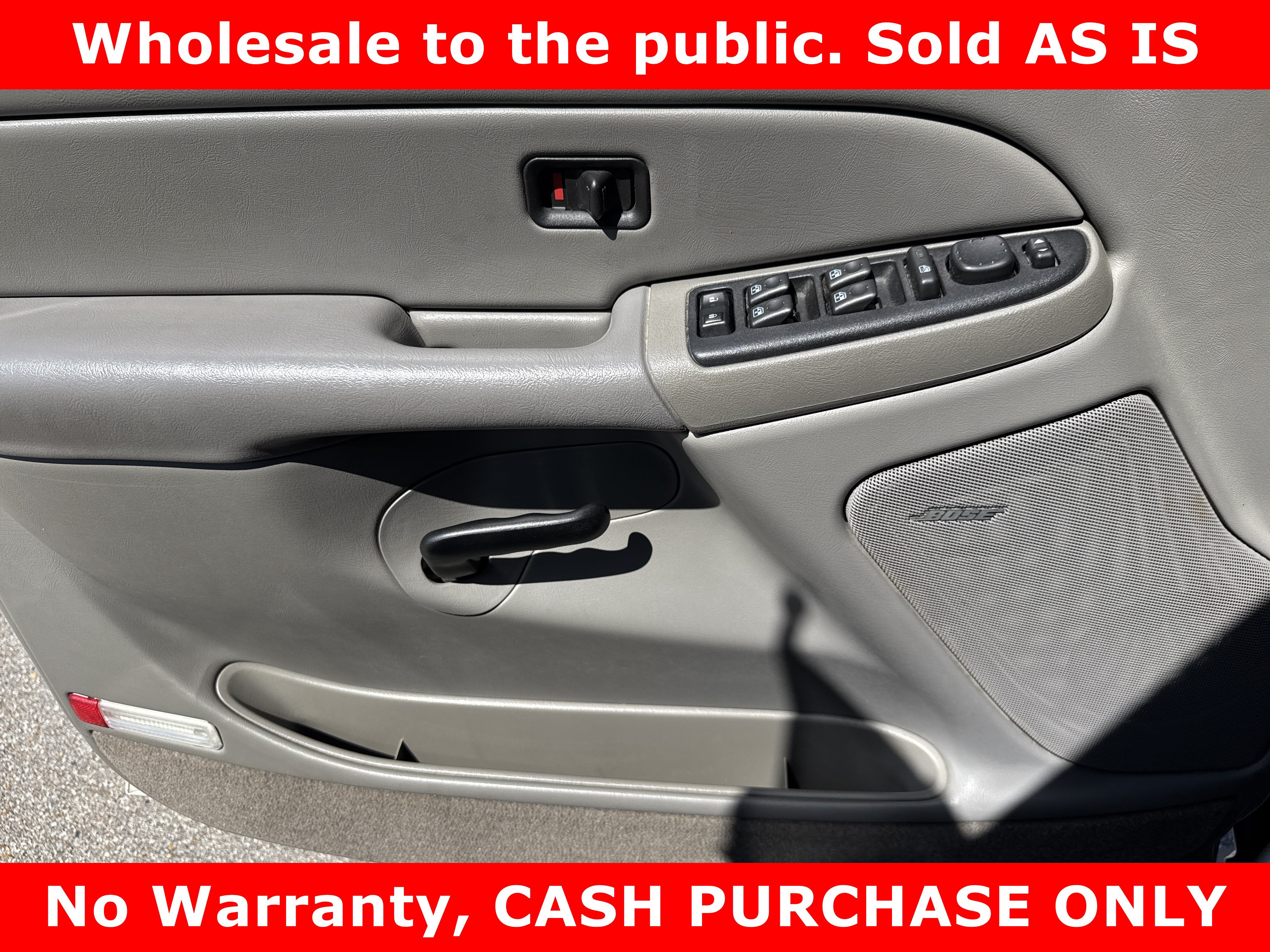 Used 2004 Chevrolet Suburban LS w/ Preferred Equipment Group RWD image 14