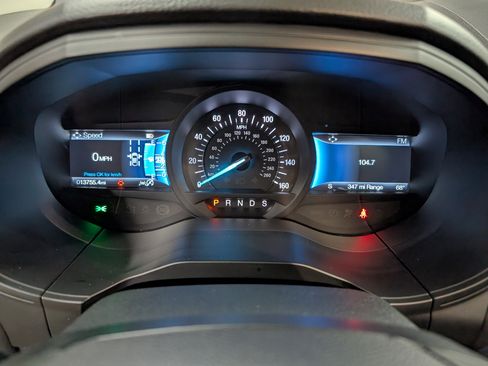 Used 2022 Ford Edge Titanium w/ Class II Trailer Tow Package image 20